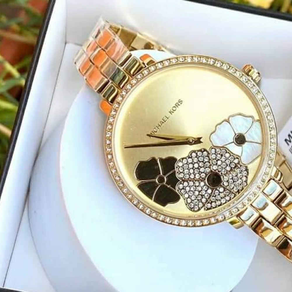 Michael Kors Gold watch - Picture 1 of 6